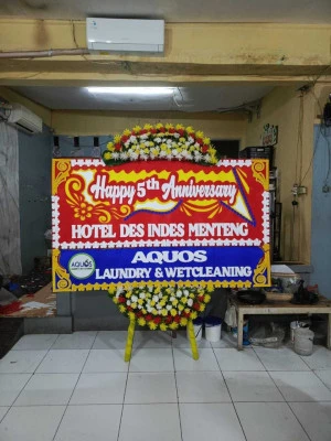 Papan Bunga di Gedung Arsip Nasional